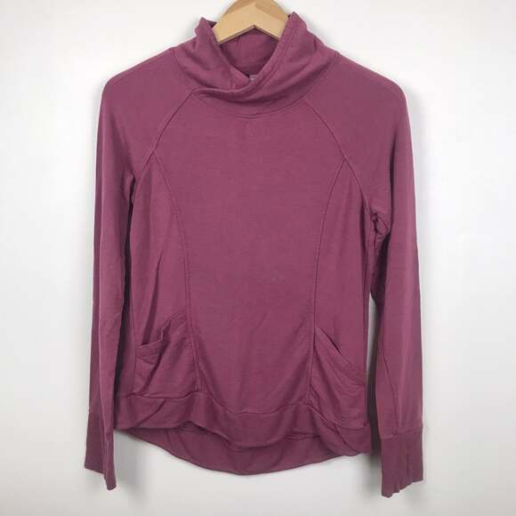 yogalicious‎ pullover - Picture 1 of 4